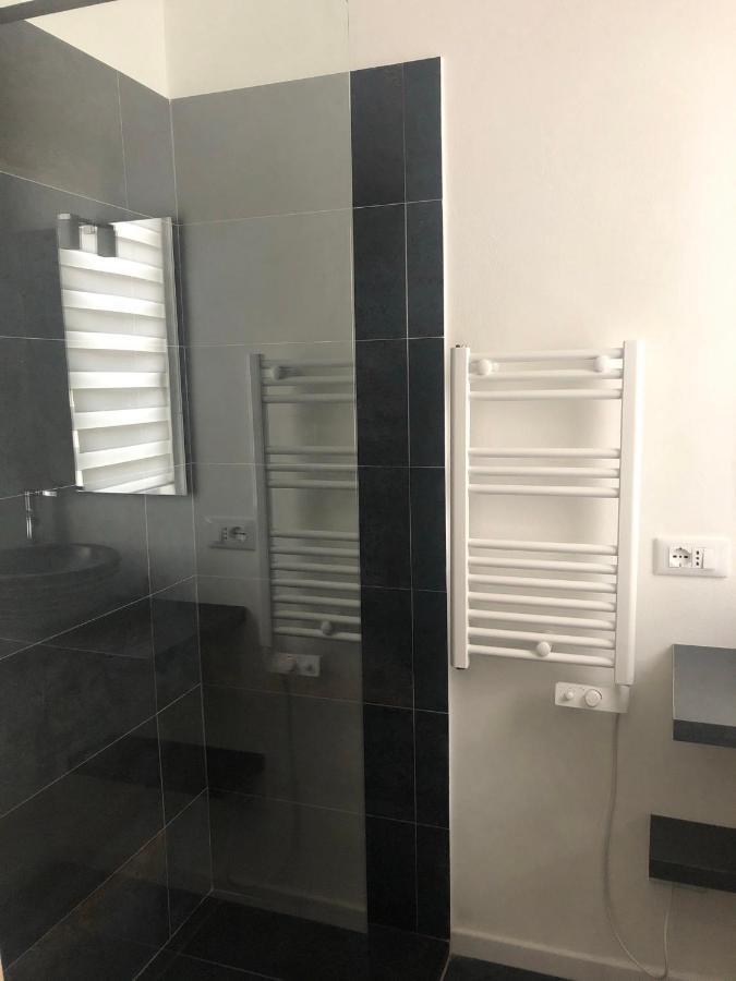 Blaxej, Nel Cuore Di Verona, Moderno Ed Elegante, 4 Posti Letto, Wi-Fi, Self Check In Apartment Bagian luar foto