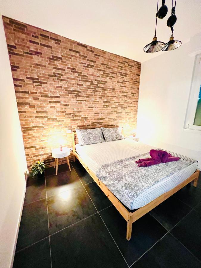 Blaxej, Nel Cuore Di Verona, Moderno Ed Elegante, 4 Posti Letto, Wi-Fi, Self Check In Apartment Bagian luar foto