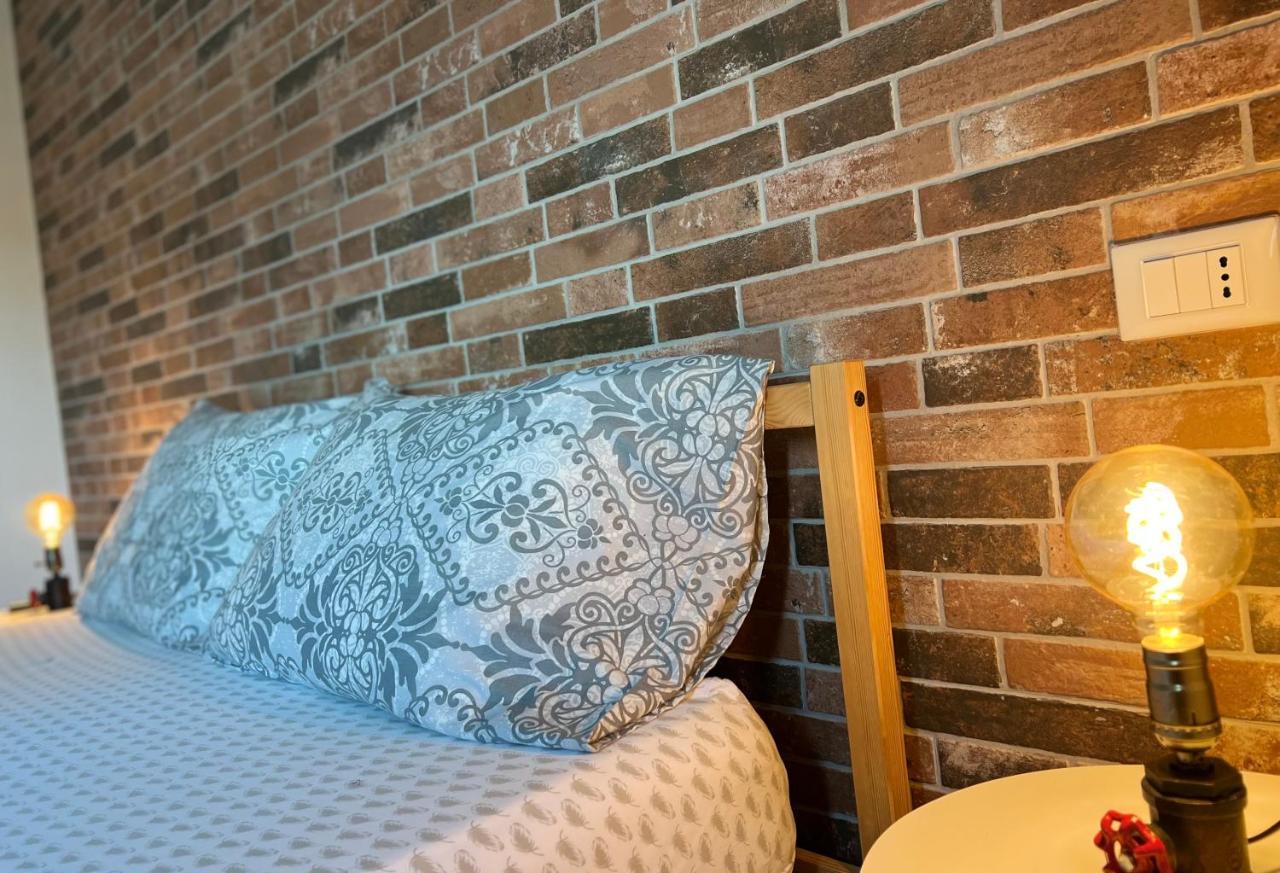 Blaxej, Nel Cuore Di Verona, Moderno Ed Elegante, 4 Posti Letto, Wi-Fi, Self Check In Apartment Bagian luar foto