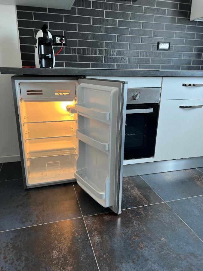 Blaxej, Nel Cuore Di Verona, Moderno Ed Elegante, 4 Posti Letto, Wi-Fi, Self Check In Apartment Bagian luar foto